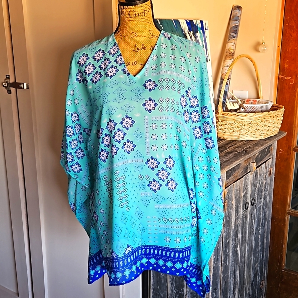 Coldwater Creek green & blue tunic size M/L, like new💚💙